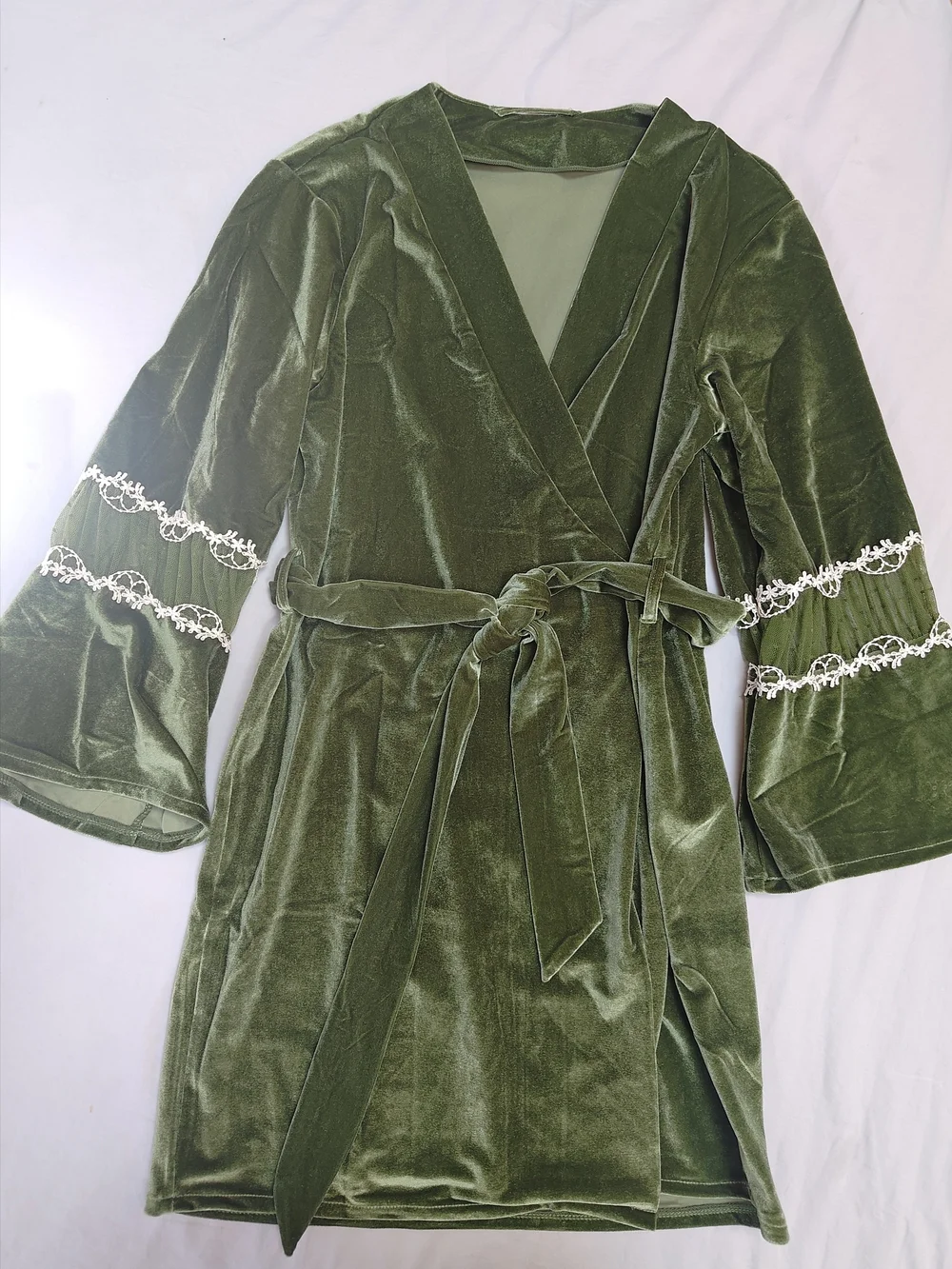 Olive Green Velvet Wrap Robe with Lace-Trimmed Sleeves